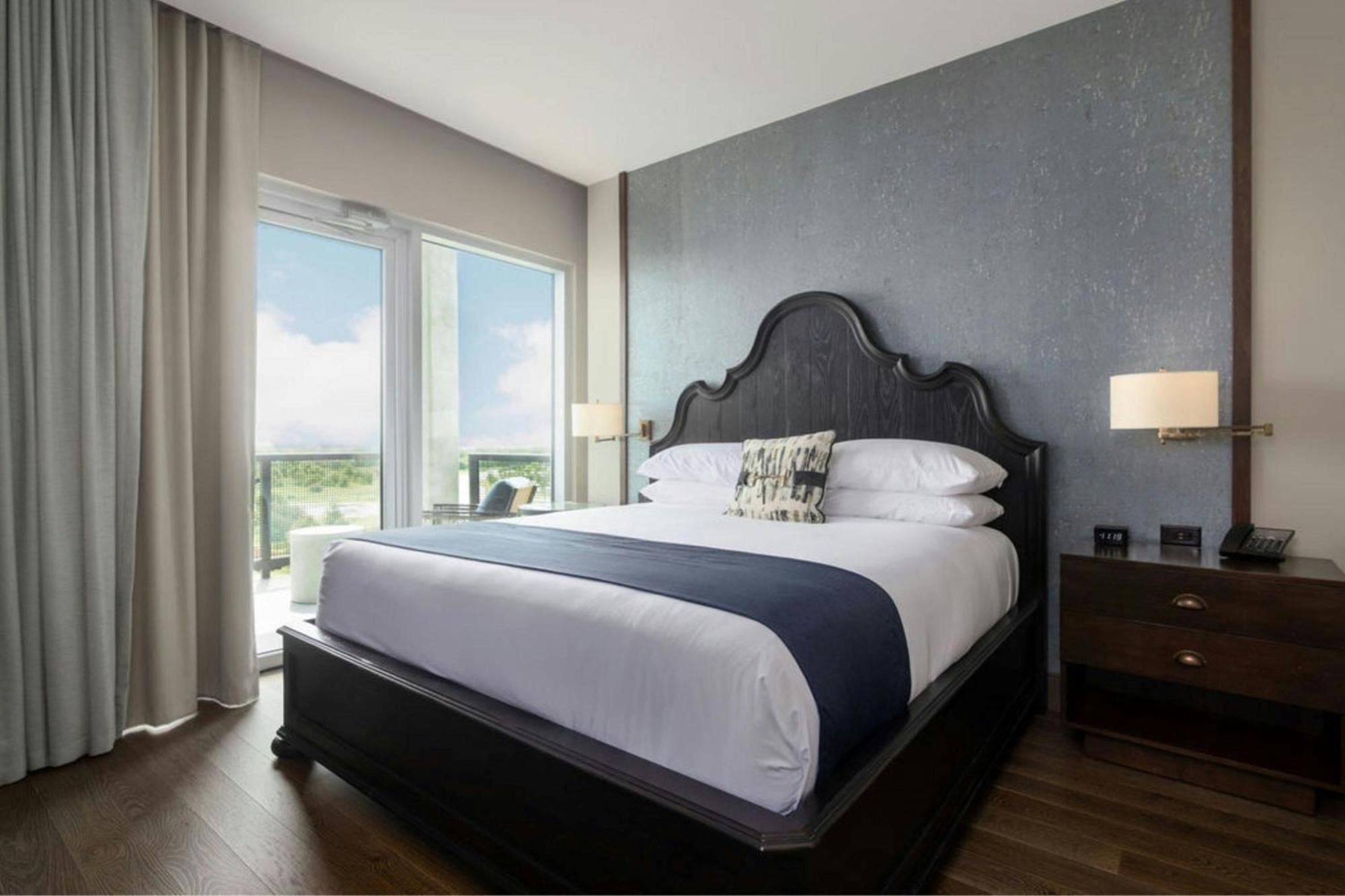 The Stella Hotel, Autograph Collection Bryan Exterior foto